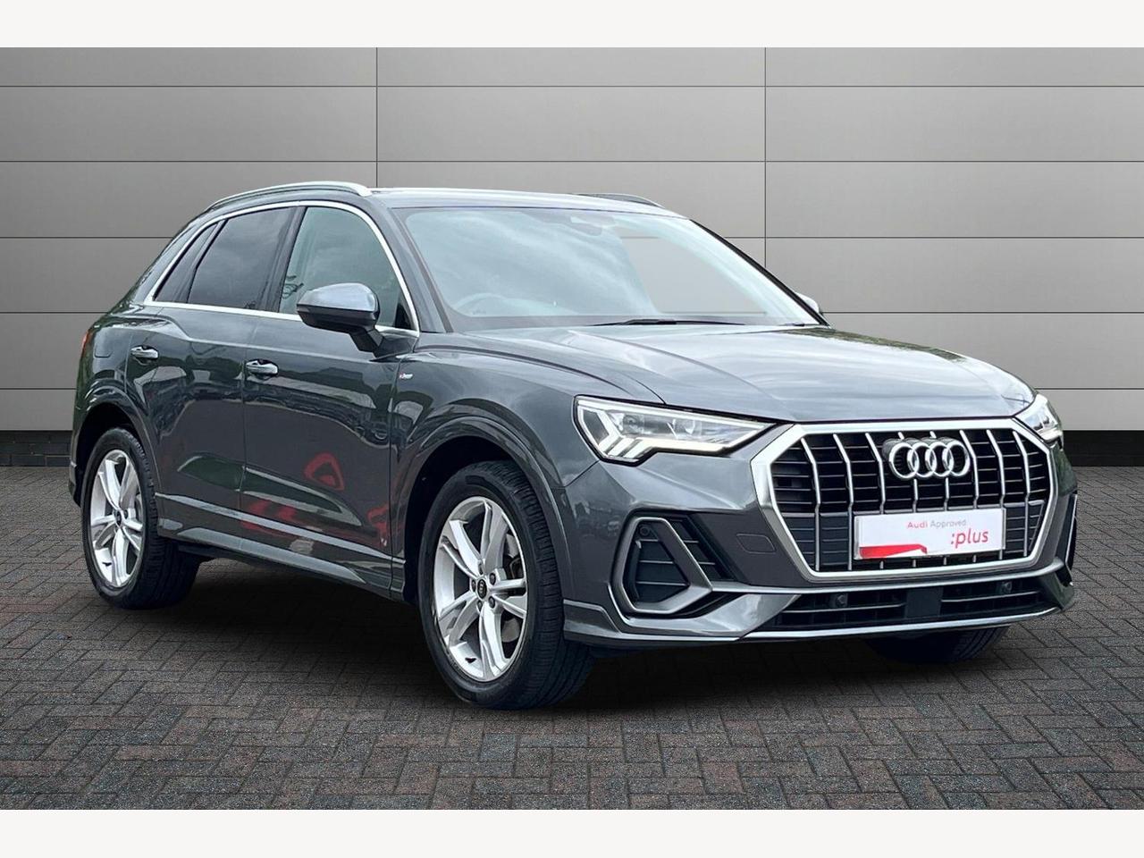 Main listing image - Audi Q3