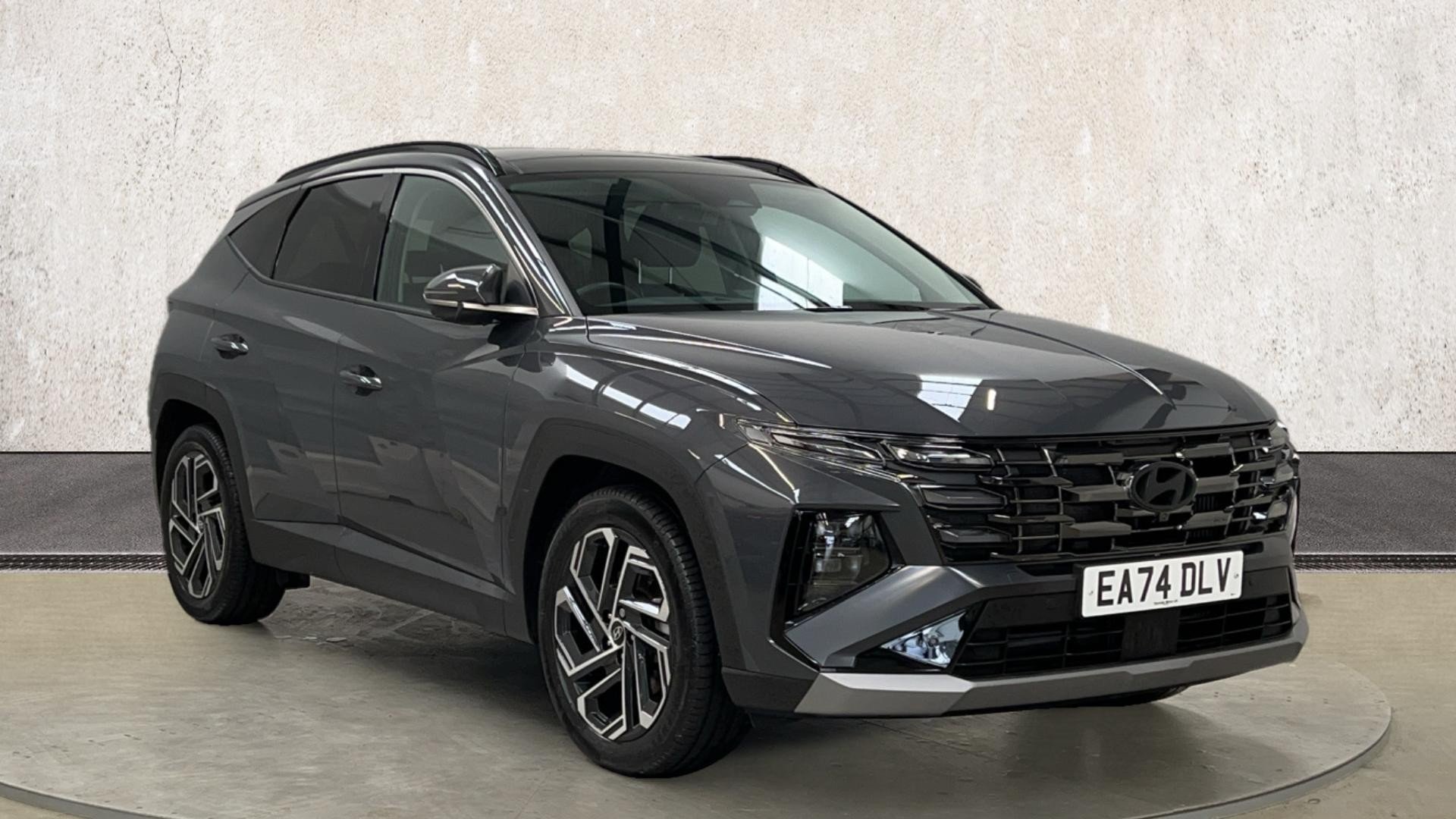 Main listing image - Hyundai Tucson