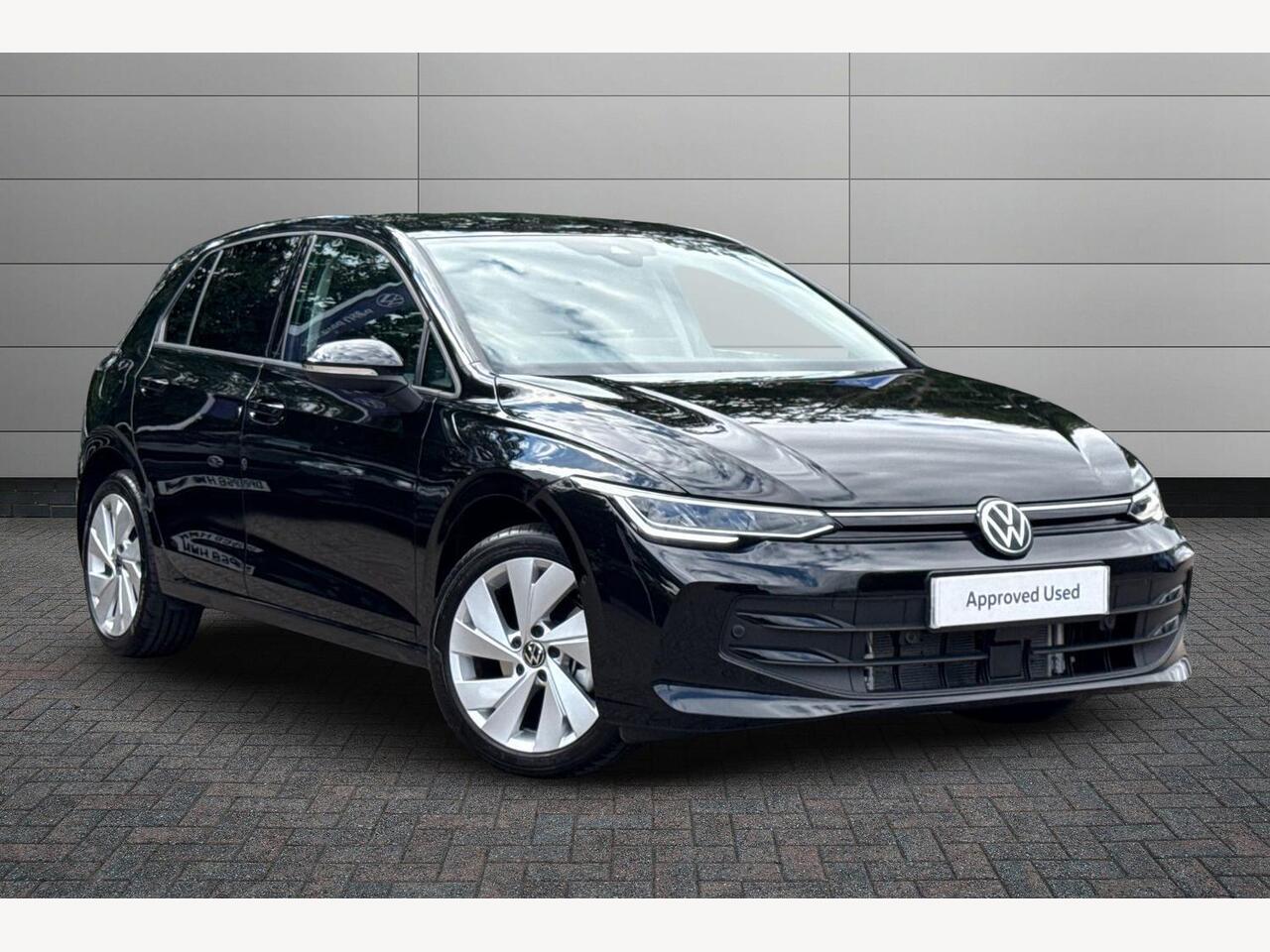Main listing image - Volkswagen Golf