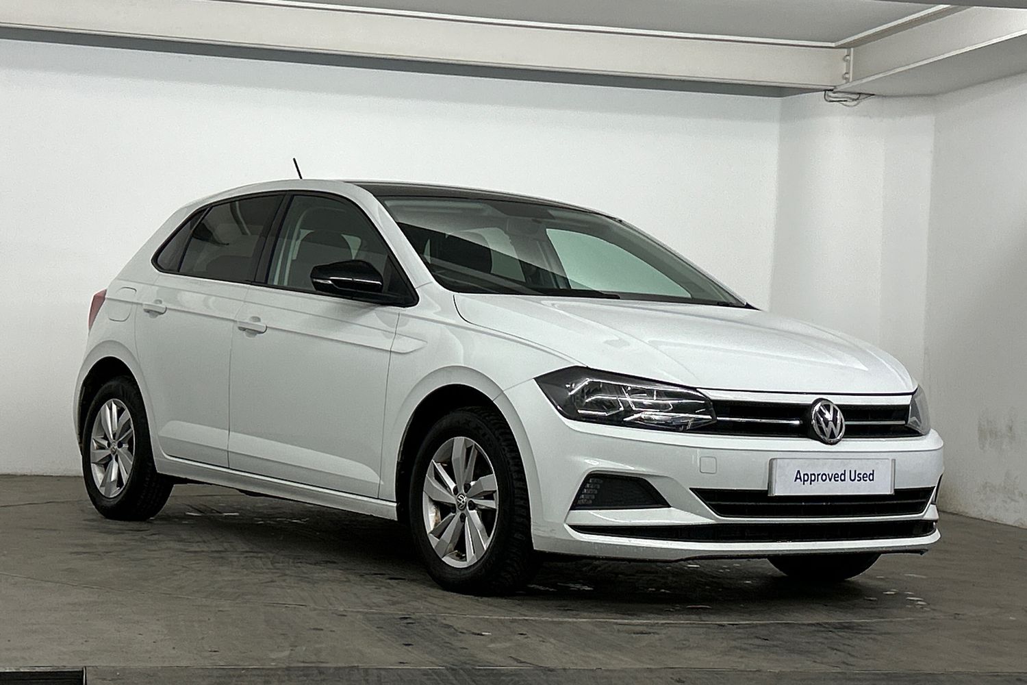 Main listing image - Volkswagen Polo