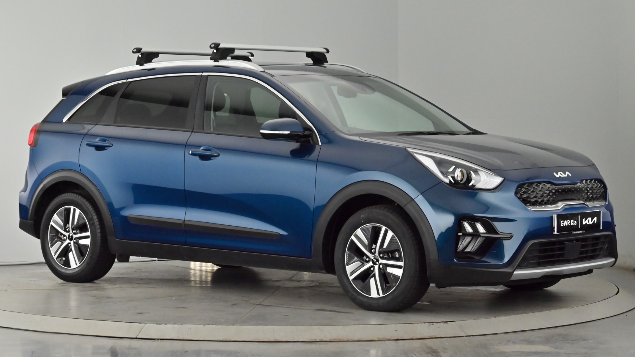 Main listing image - Kia Niro