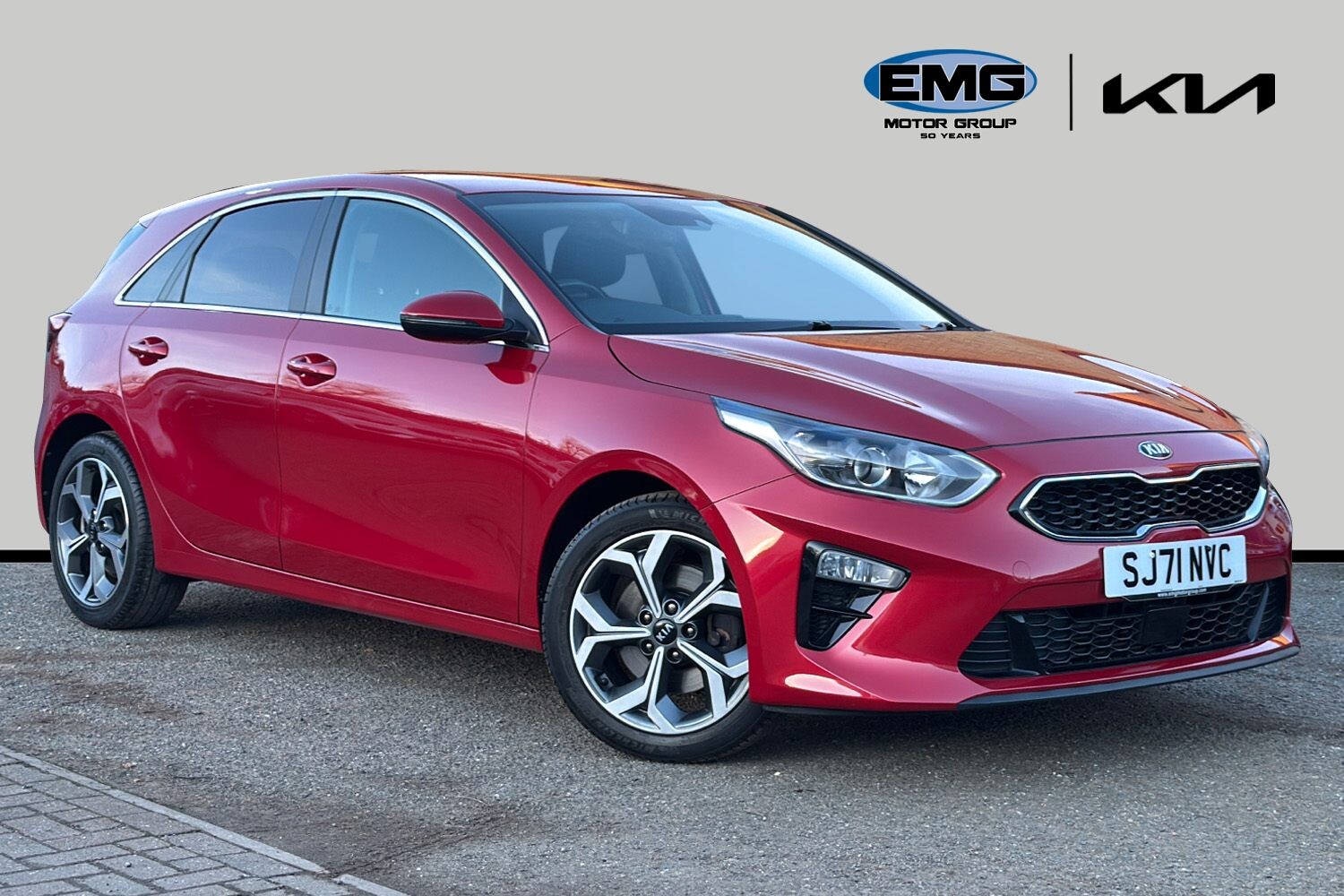 Main listing image - Kia Ceed