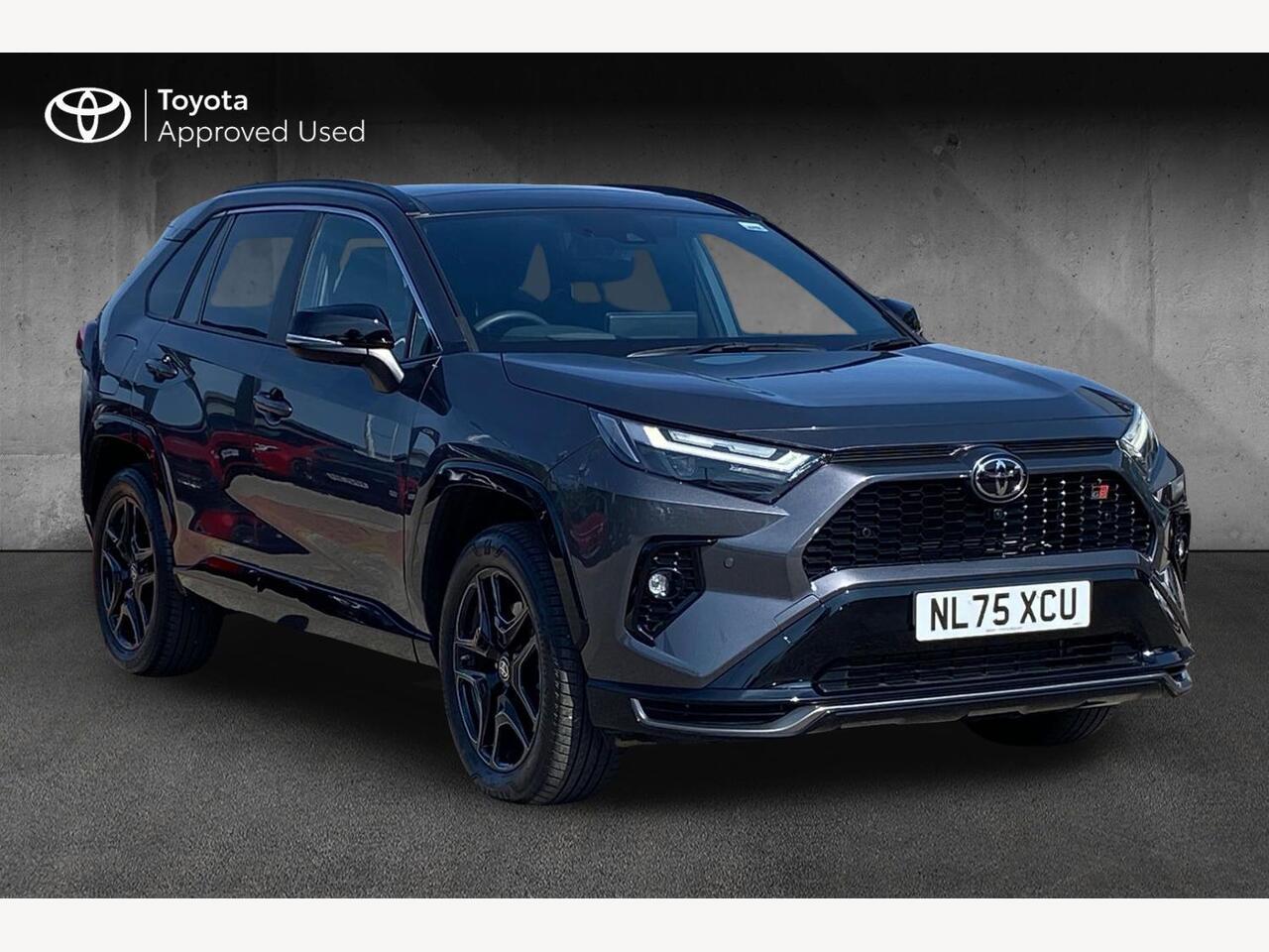 Main listing image - Toyota RAV4