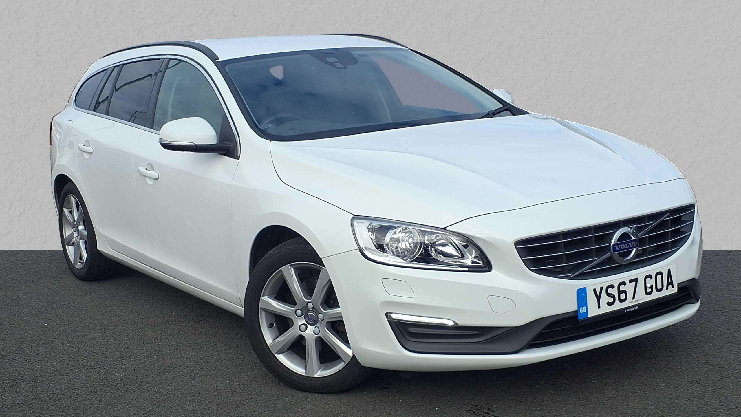 Main listing image - Volvo V60