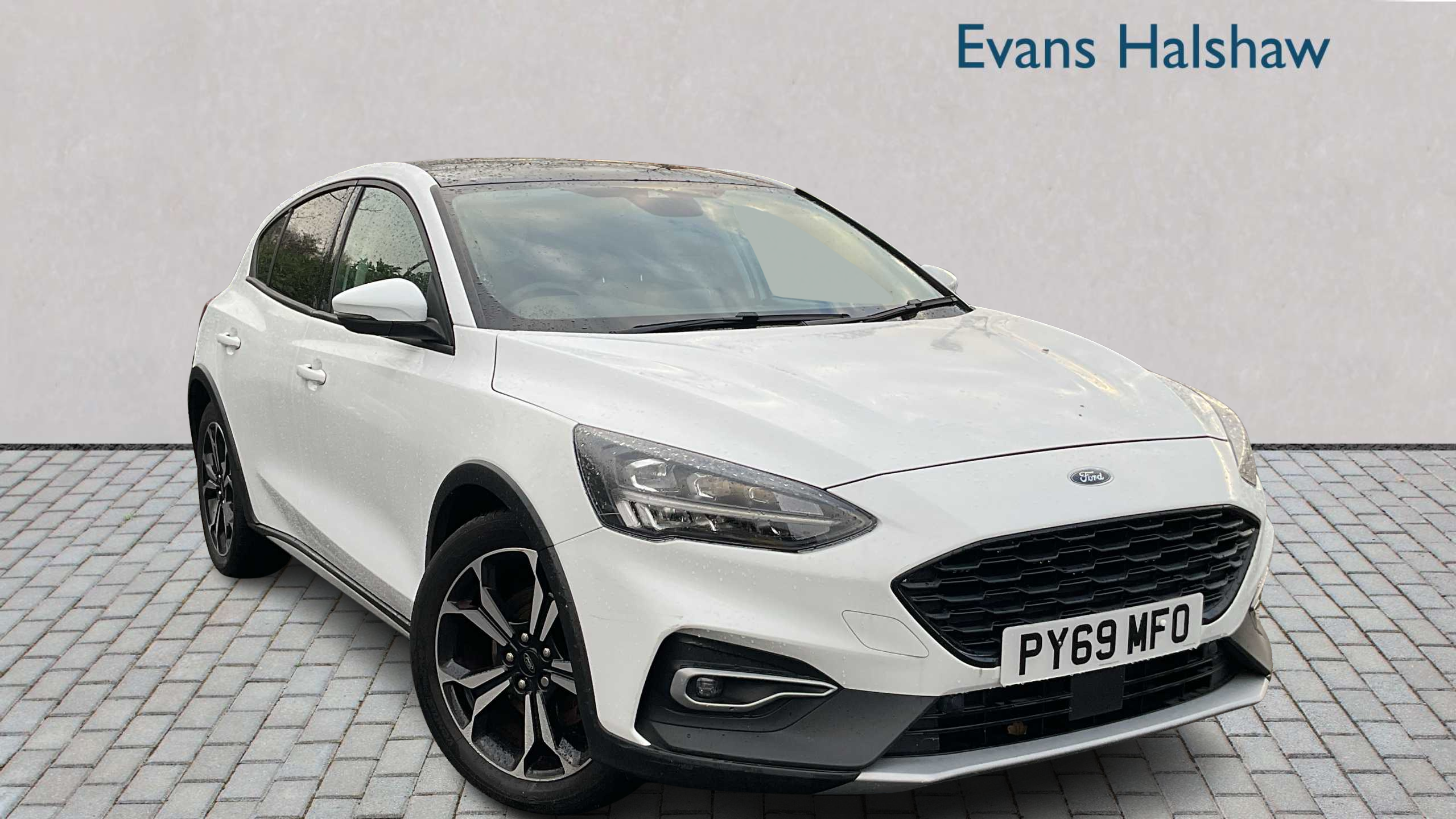 Main listing image - Ford Focus Active