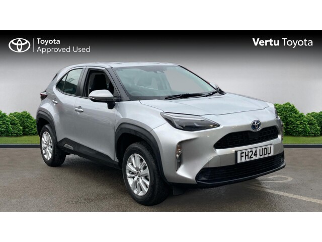 Main listing image - Toyota Yaris Cross