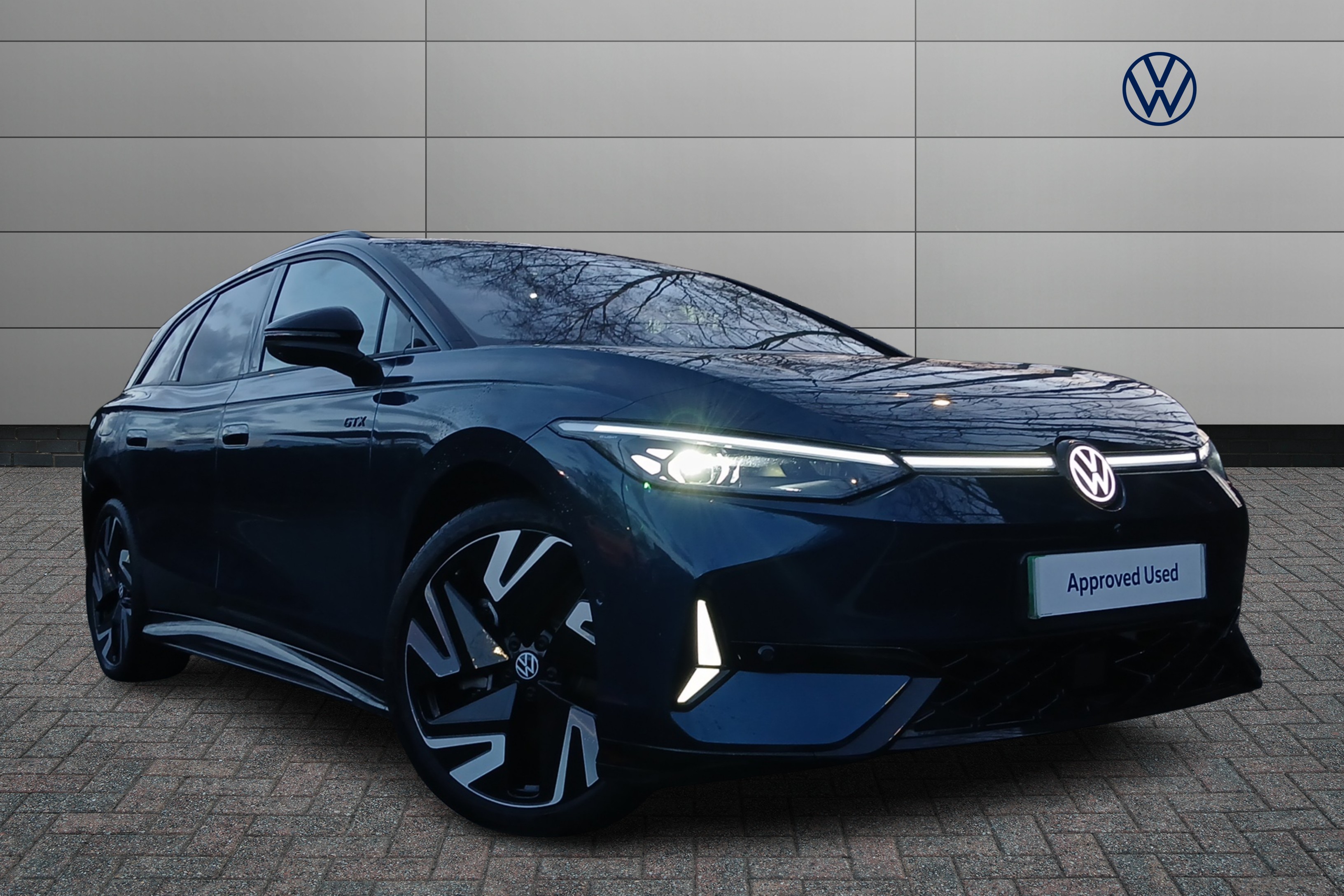 Main listing image - Volkswagen ID.7