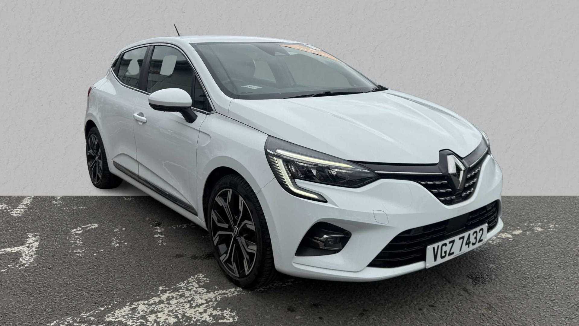 Main listing image - Renault Clio