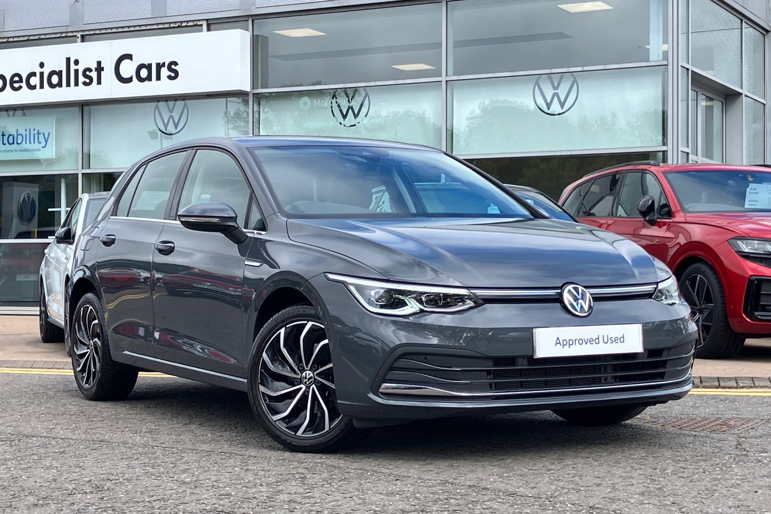 Main listing image - Volkswagen Golf