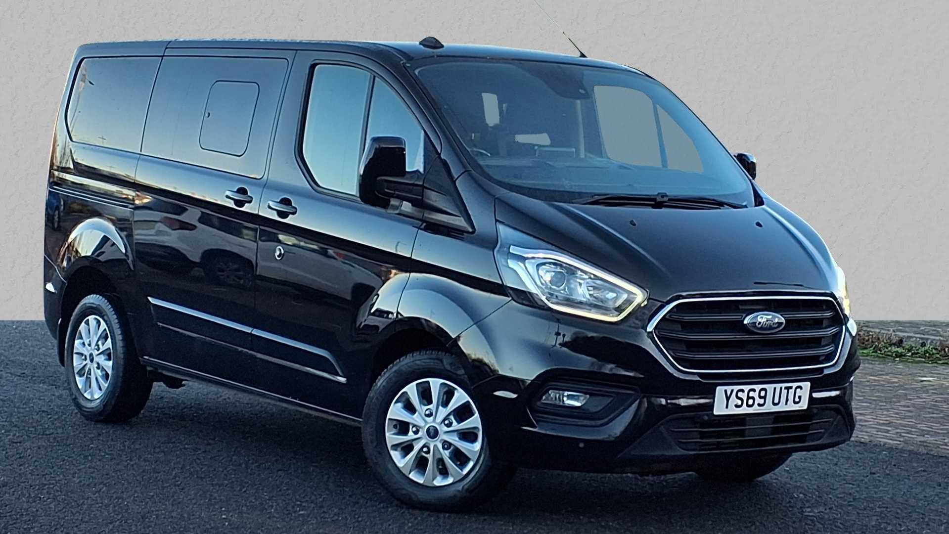 Main listing image - Ford Transit Custom