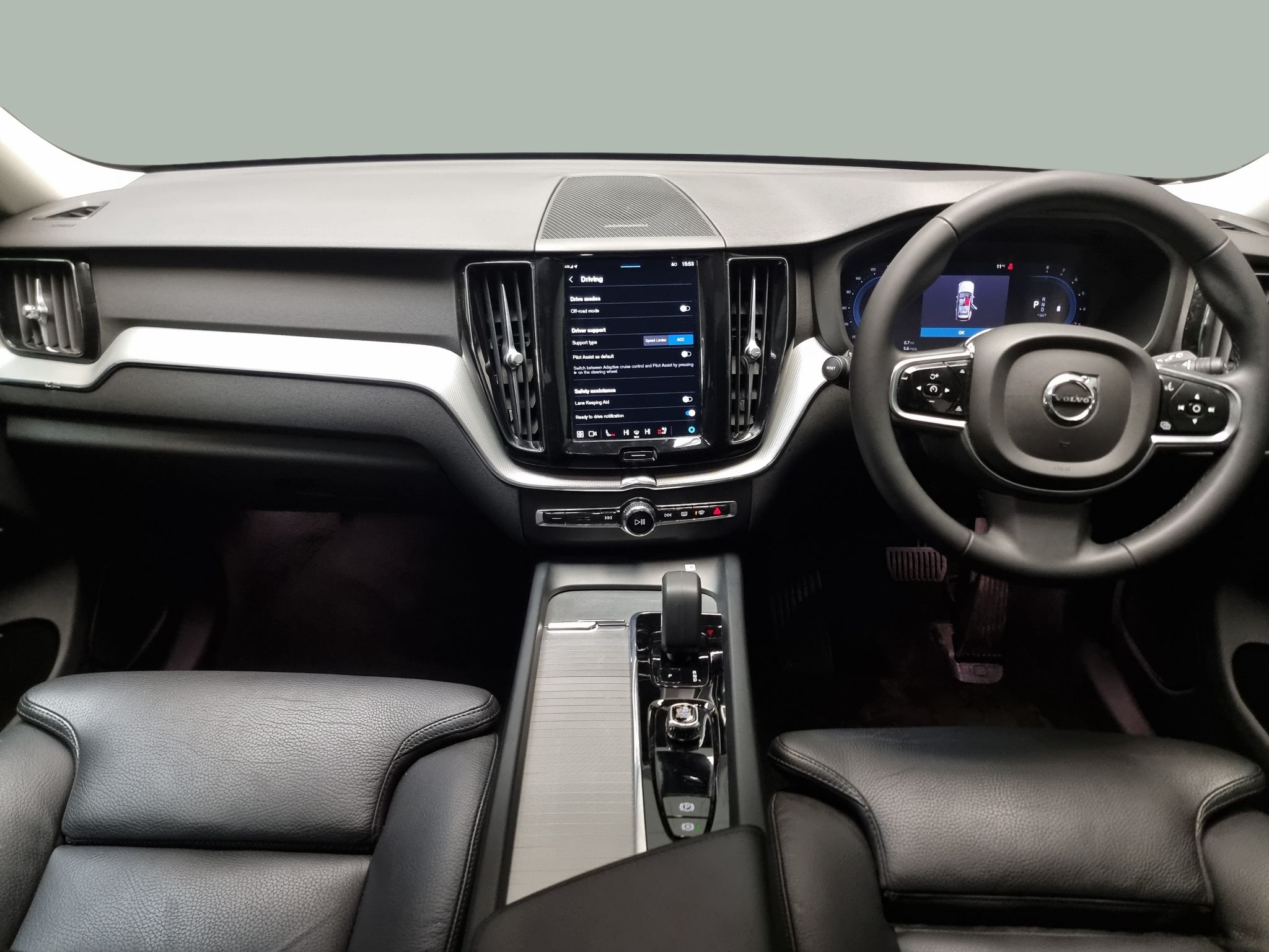 Main listing image - Volvo XC60