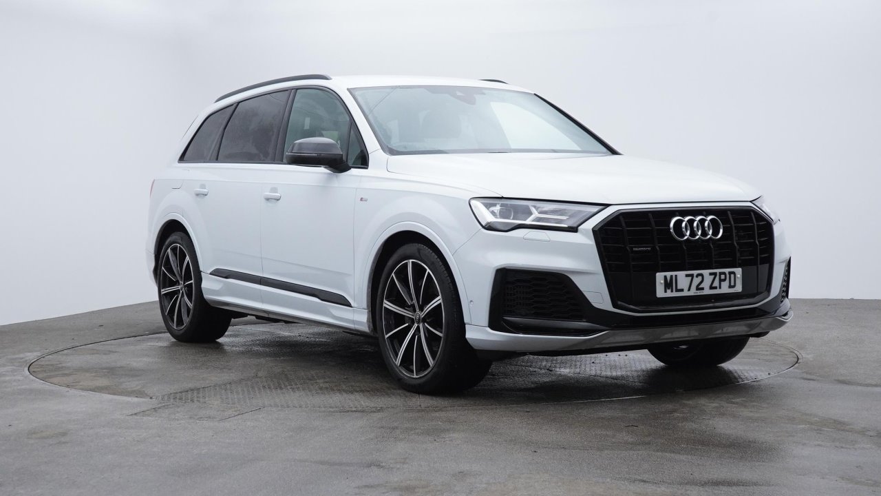 Main listing image - Audi Q7