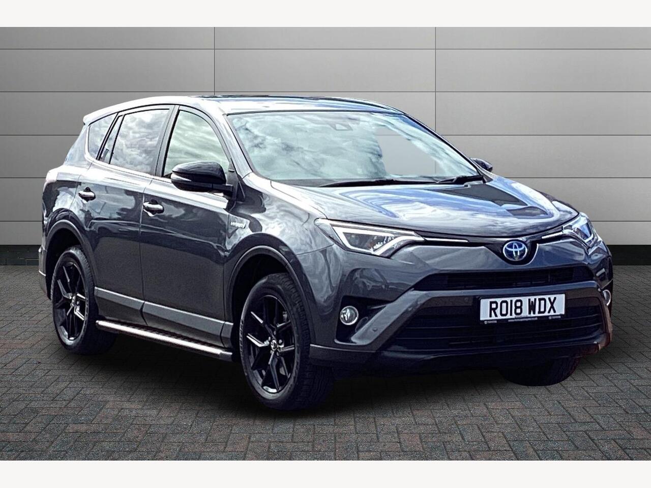 Main listing image - Toyota RAV4