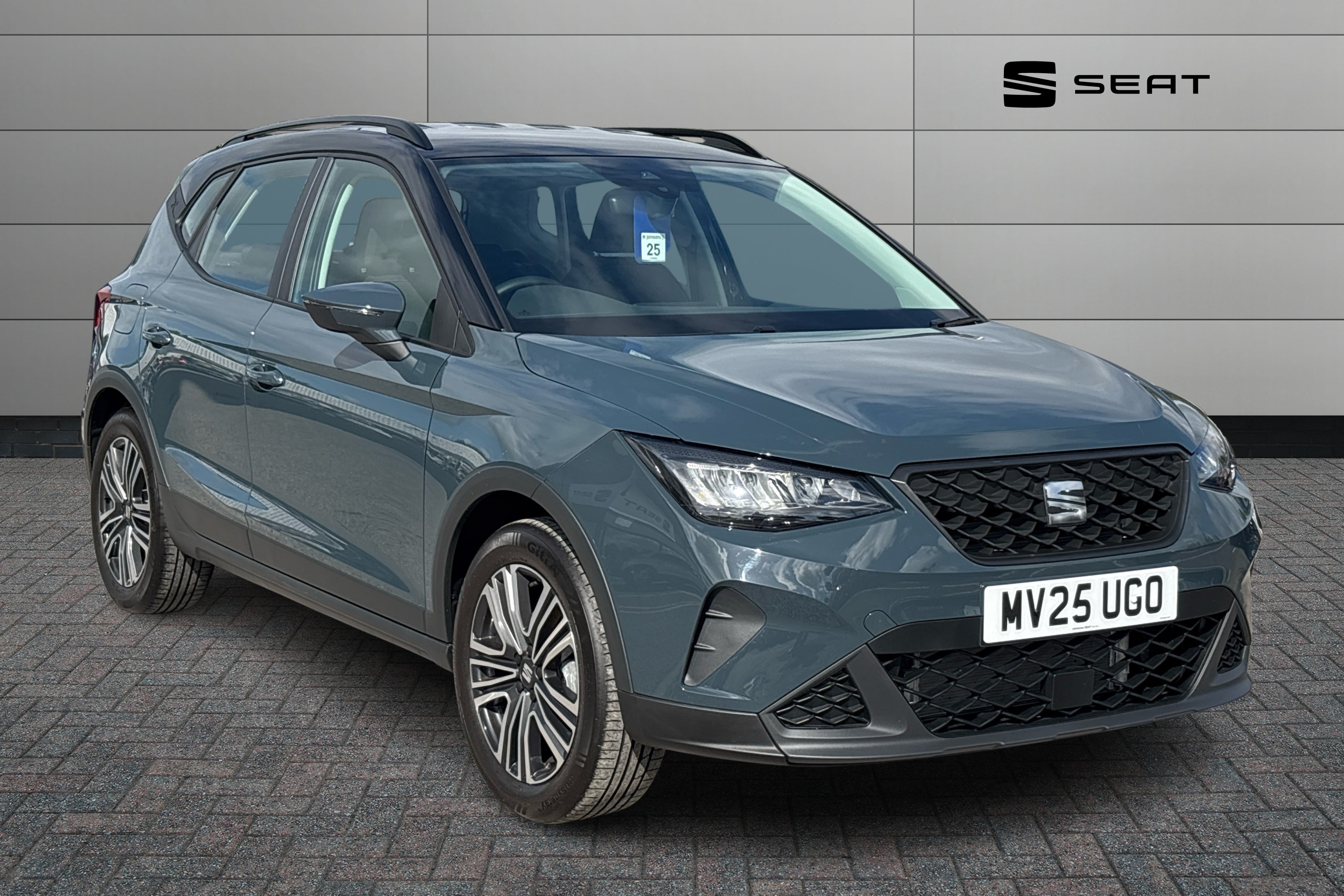 Main listing image - SEAT Arona