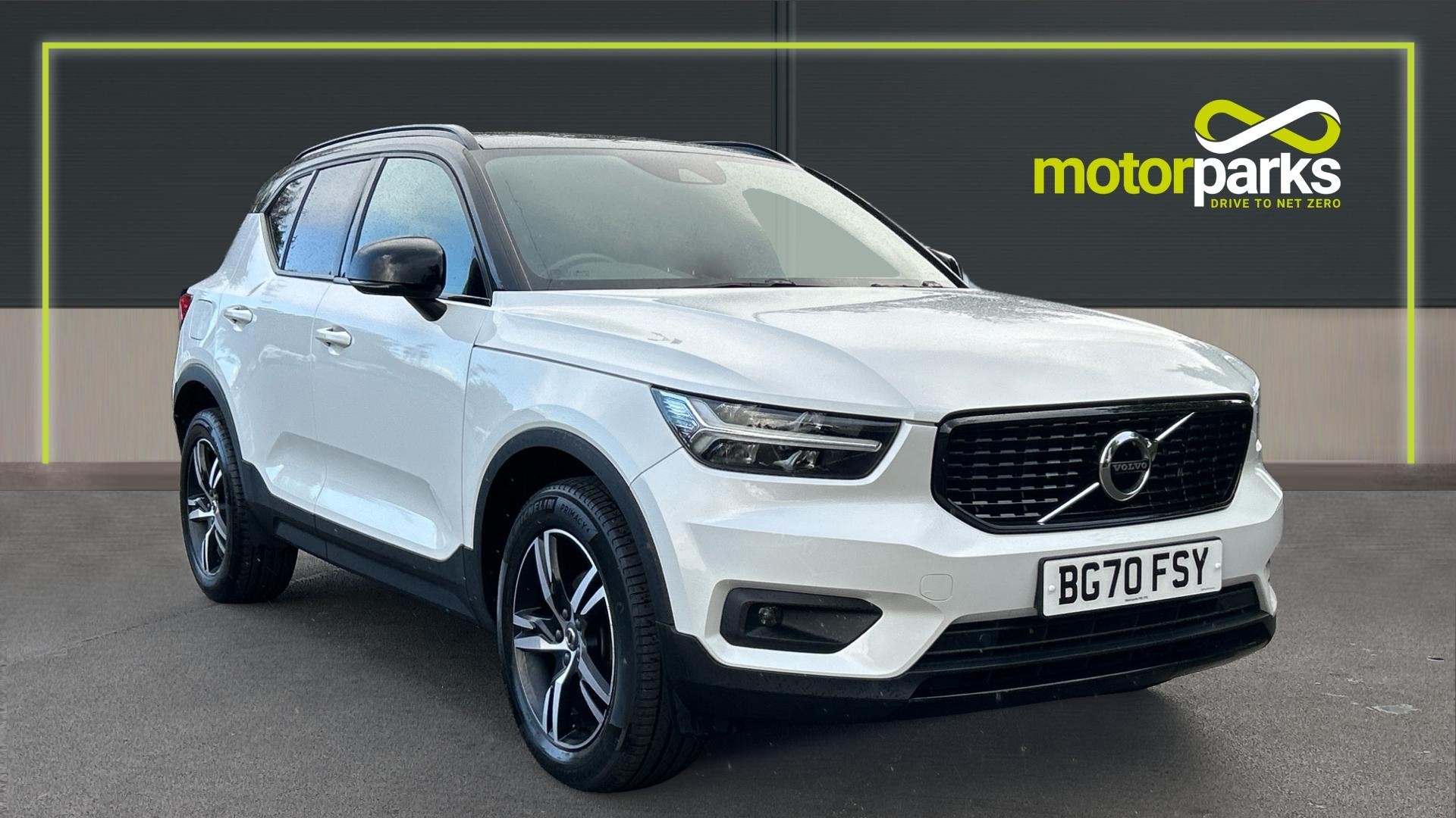 Main listing image - Volvo XC40