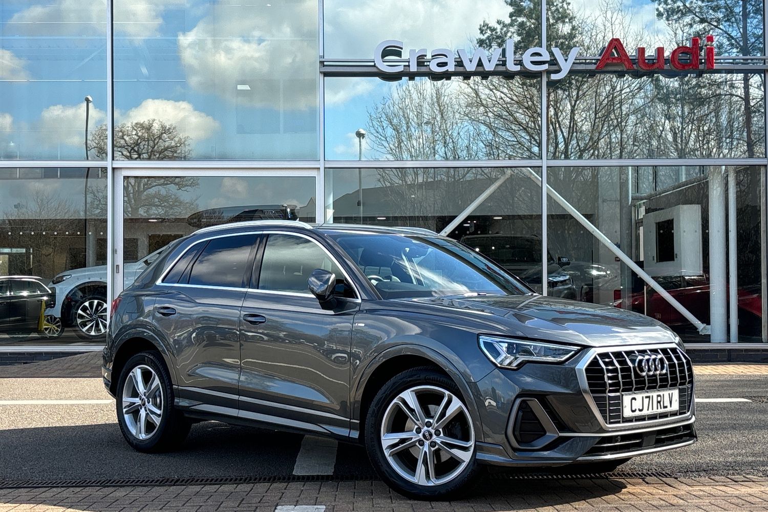 Main listing image - Audi Q3