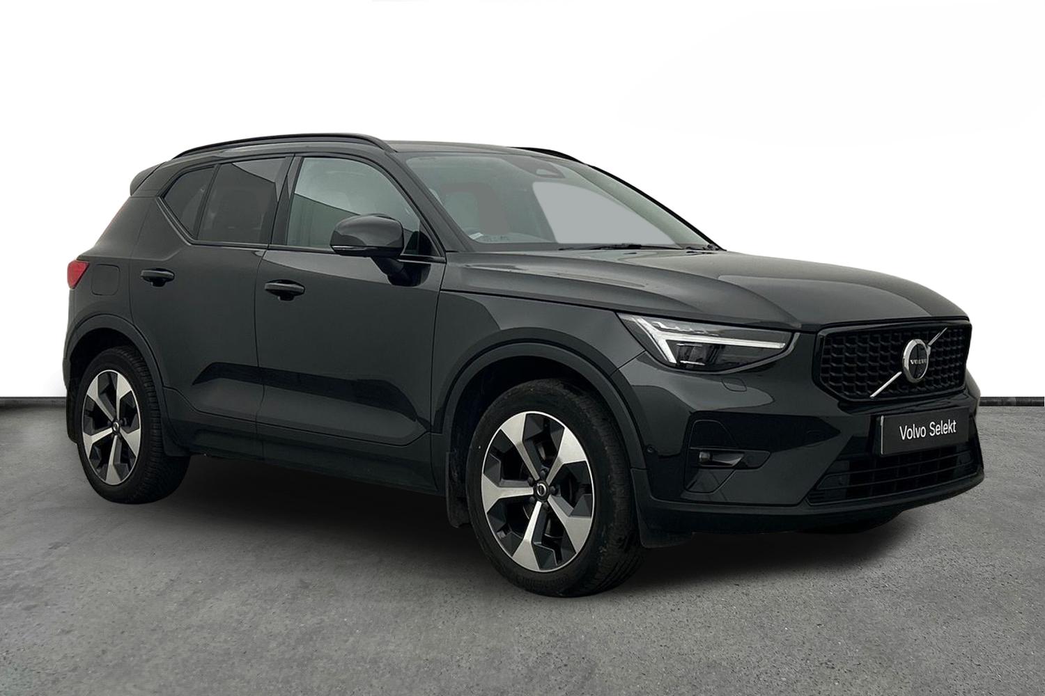 Main listing image - Volvo XC40
