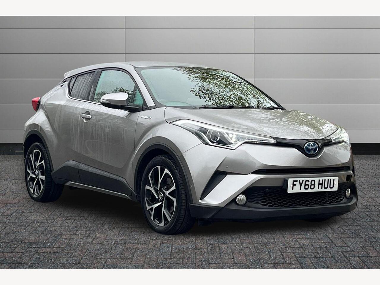 Main listing image - Toyota C-HR