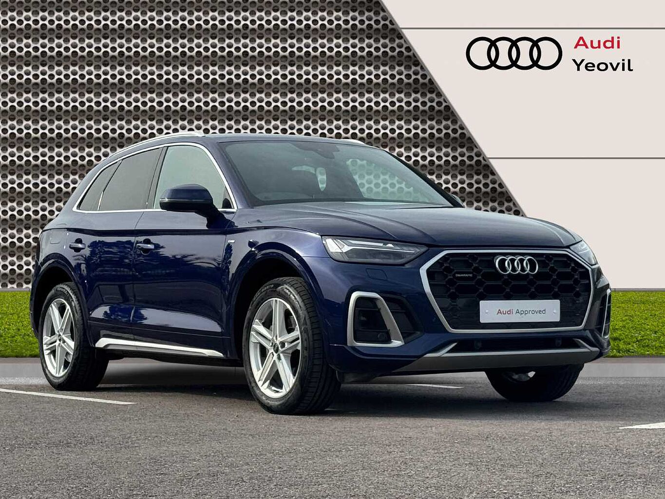 Main listing image - Audi Q5