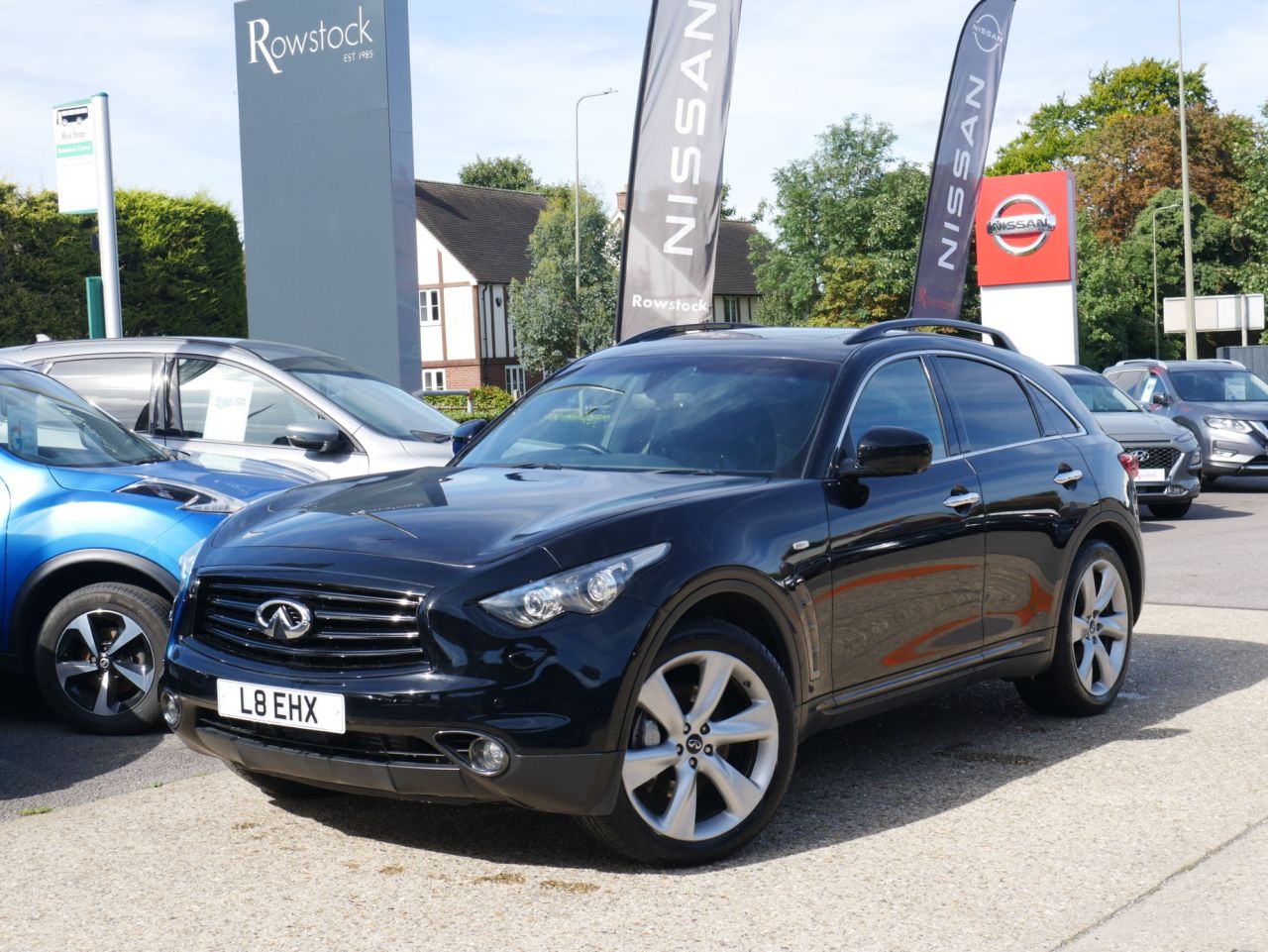 Main listing image - Infiniti QX70