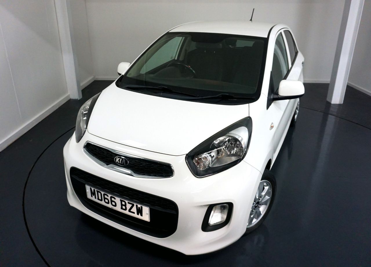 Main listing image - Kia Picanto