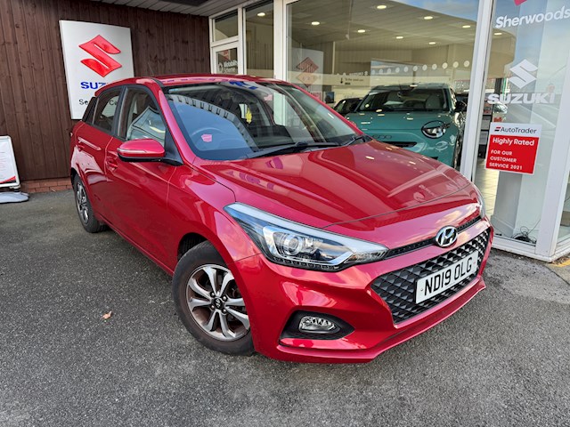 Main listing image - Hyundai i20