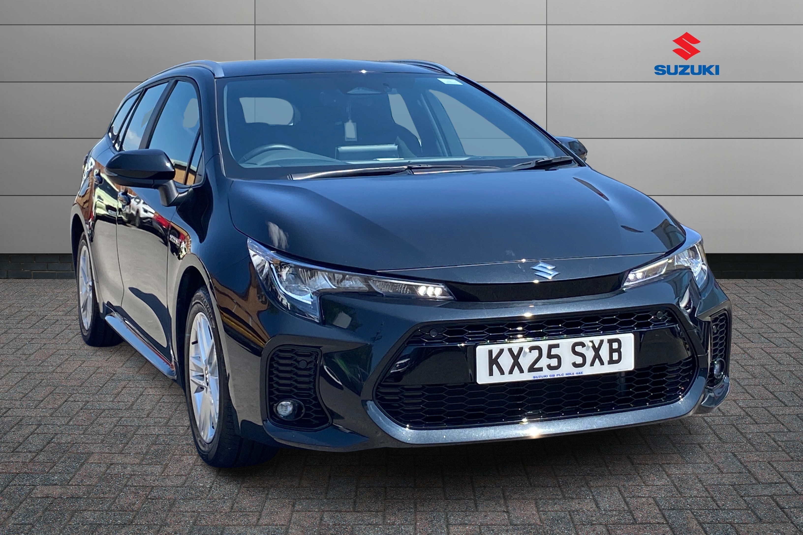 Main listing image - Suzuki Swace