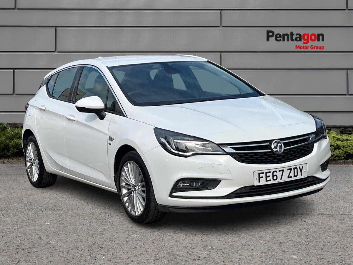 Main listing image - Vauxhall Astra