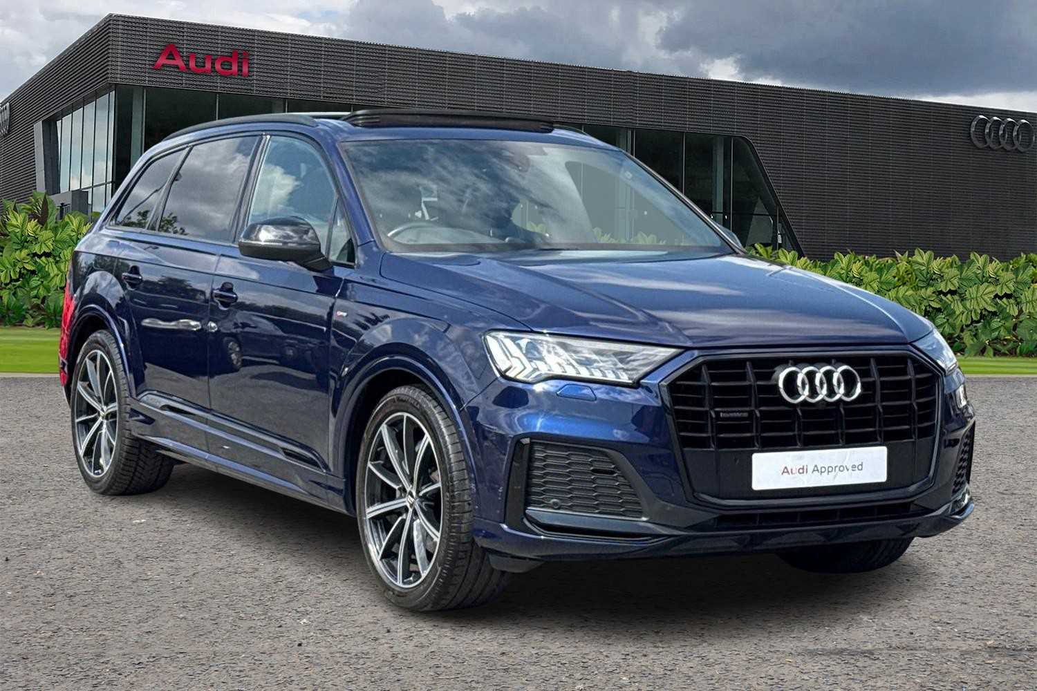 Main listing image - Audi Q7