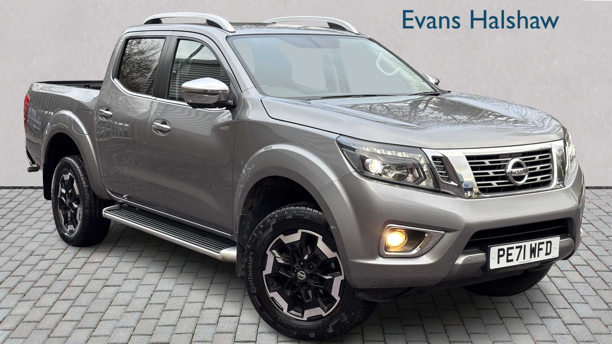 Main listing image - Nissan Navara