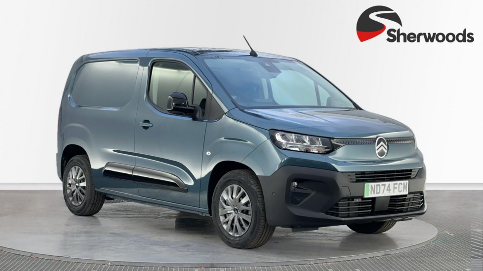 Main listing image - Citroen e-Berlingo