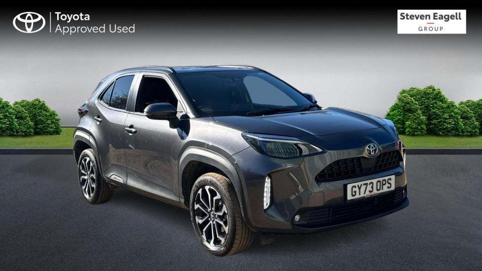 Main listing image - Toyota Yaris Cross