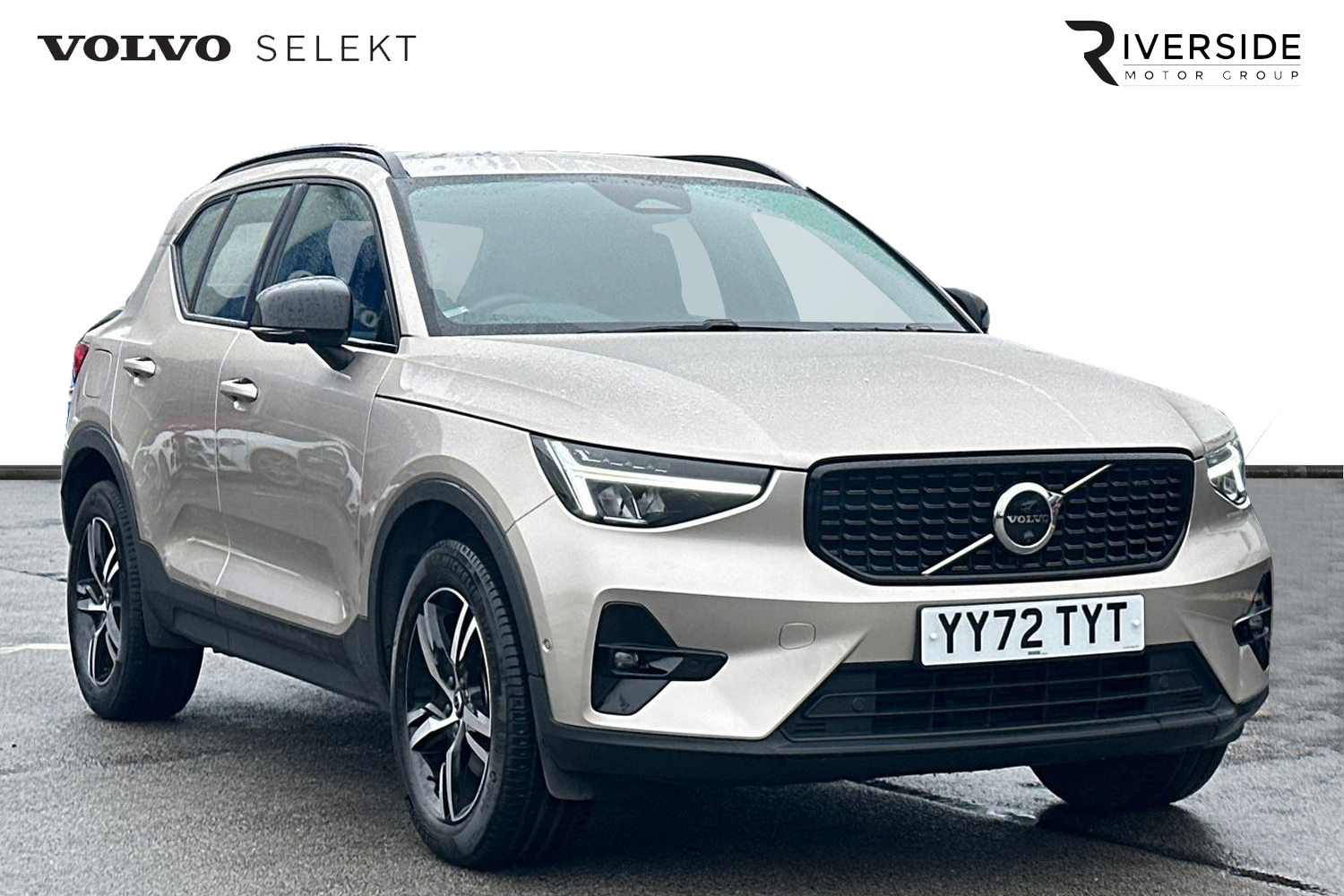 Main listing image - Volvo XC40