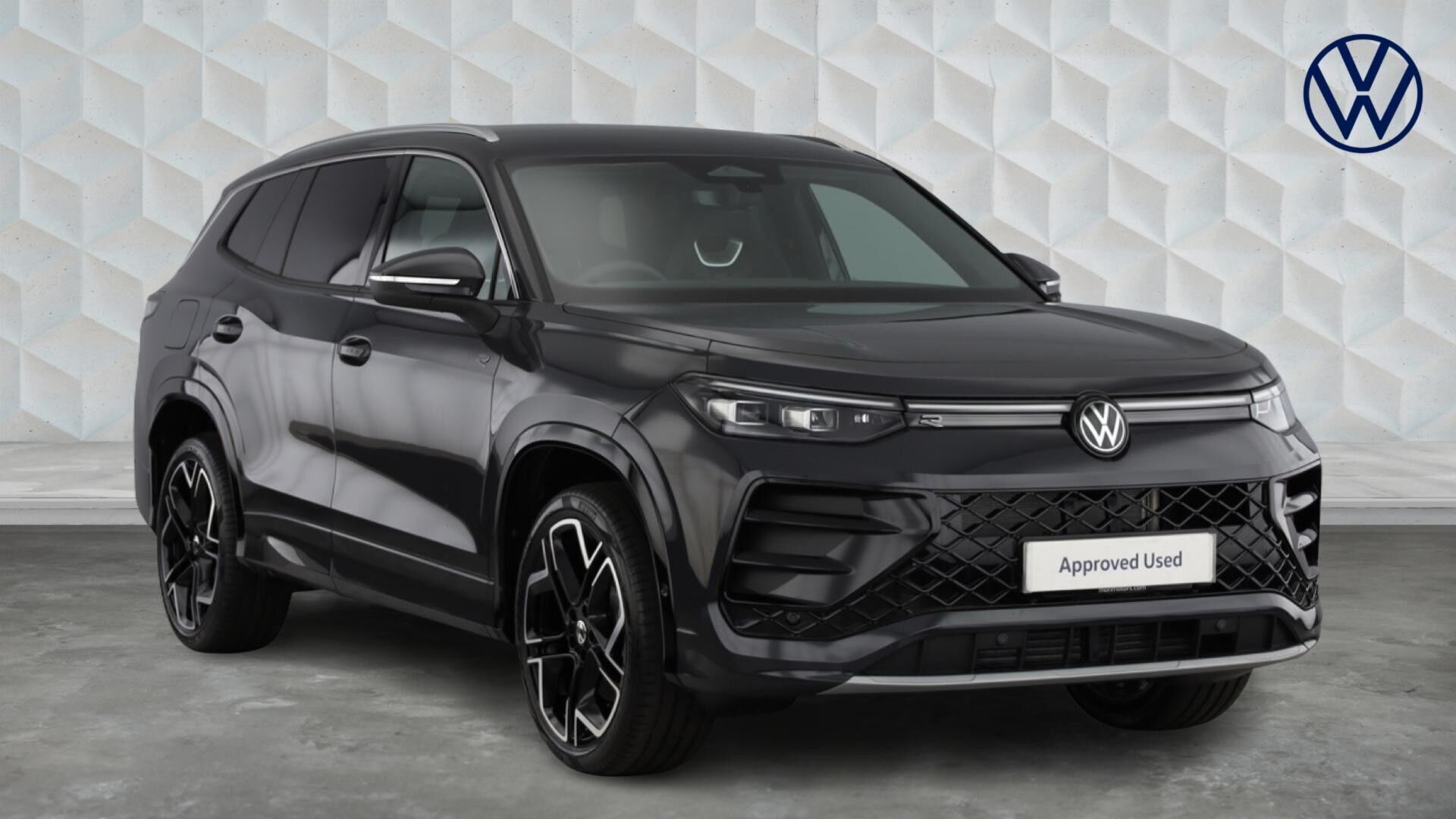Main listing image - Volkswagen Tayron