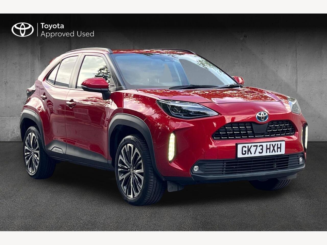 Main listing image - Toyota Yaris Cross