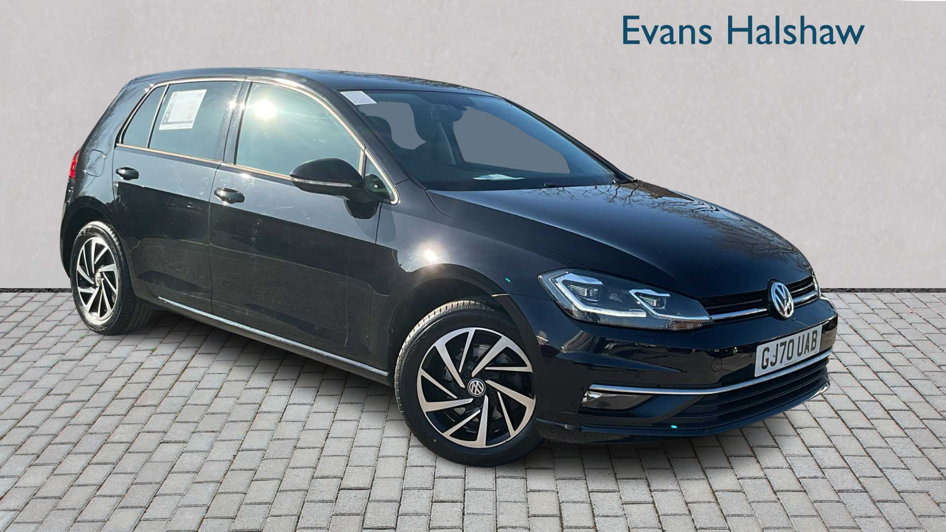 Main listing image - Volkswagen Golf