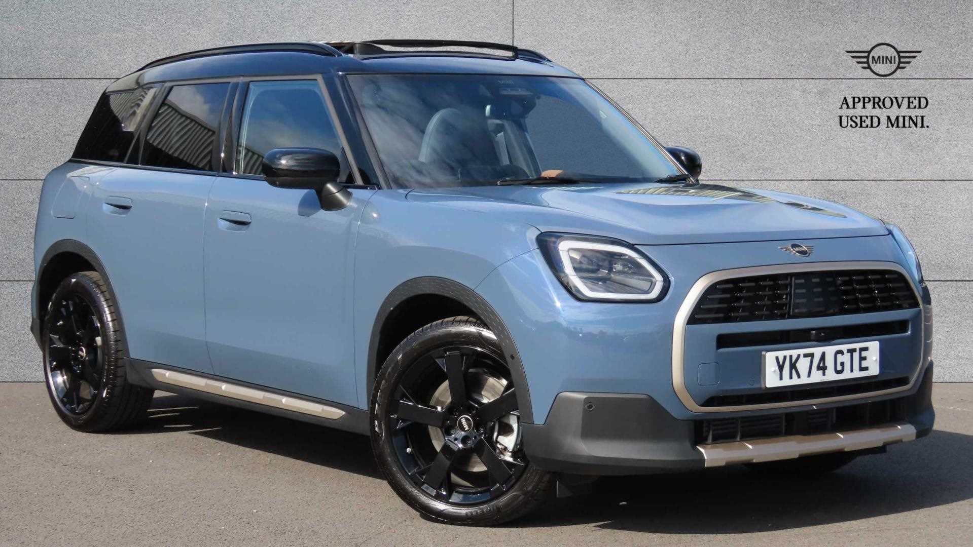 Main listing image - MINI Countryman