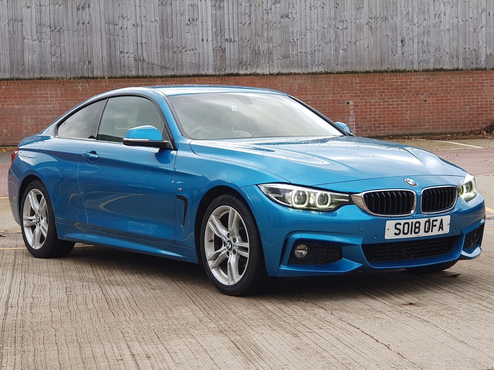 Main listing image - BMW 4 Series