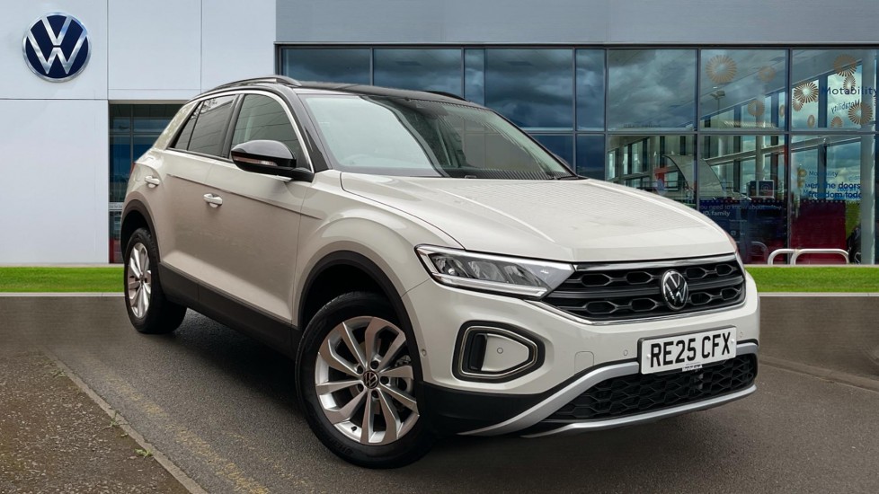 Main listing image - Volkswagen T-Roc