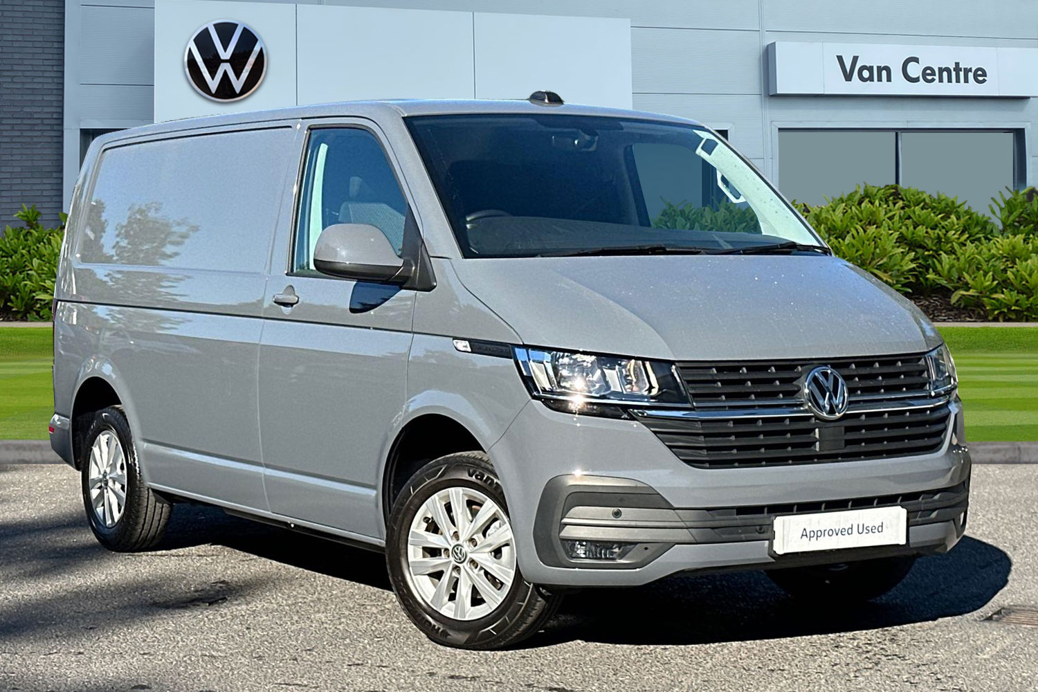 Main listing image - Volkswagen Transporter