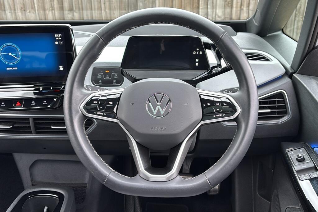 Main listing image - Volkswagen ID.3