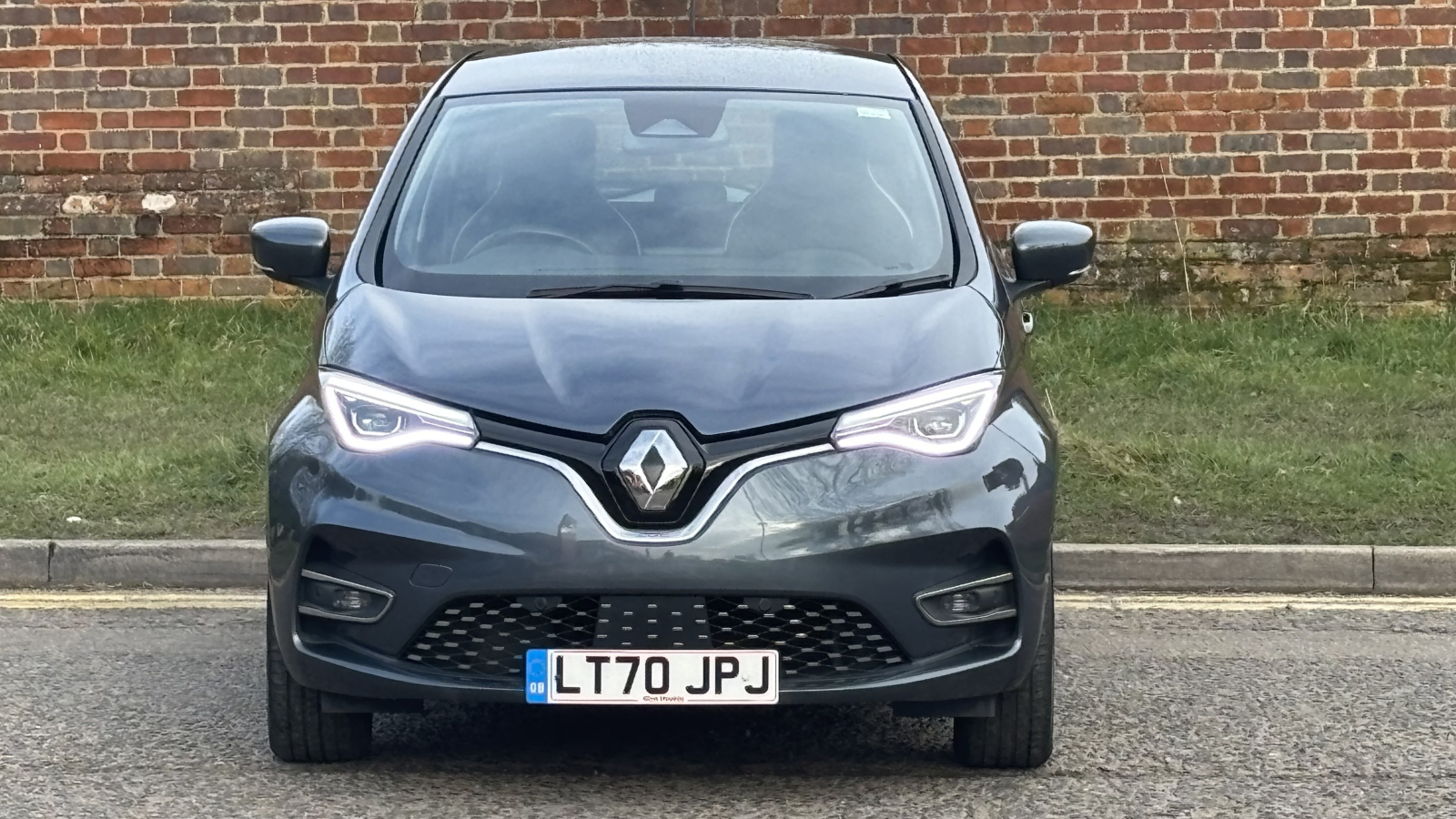 Main listing image - Renault Zoe