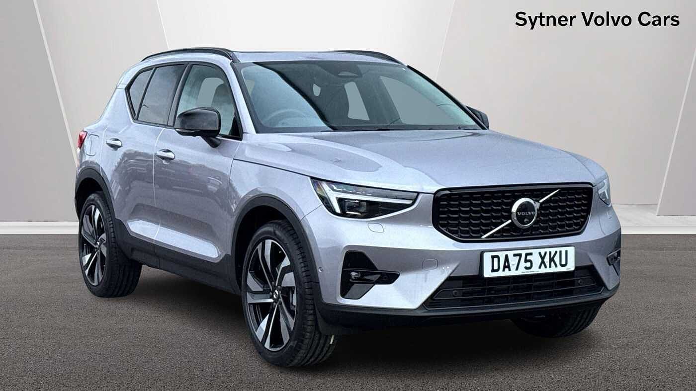 Main listing image - Volvo XC40