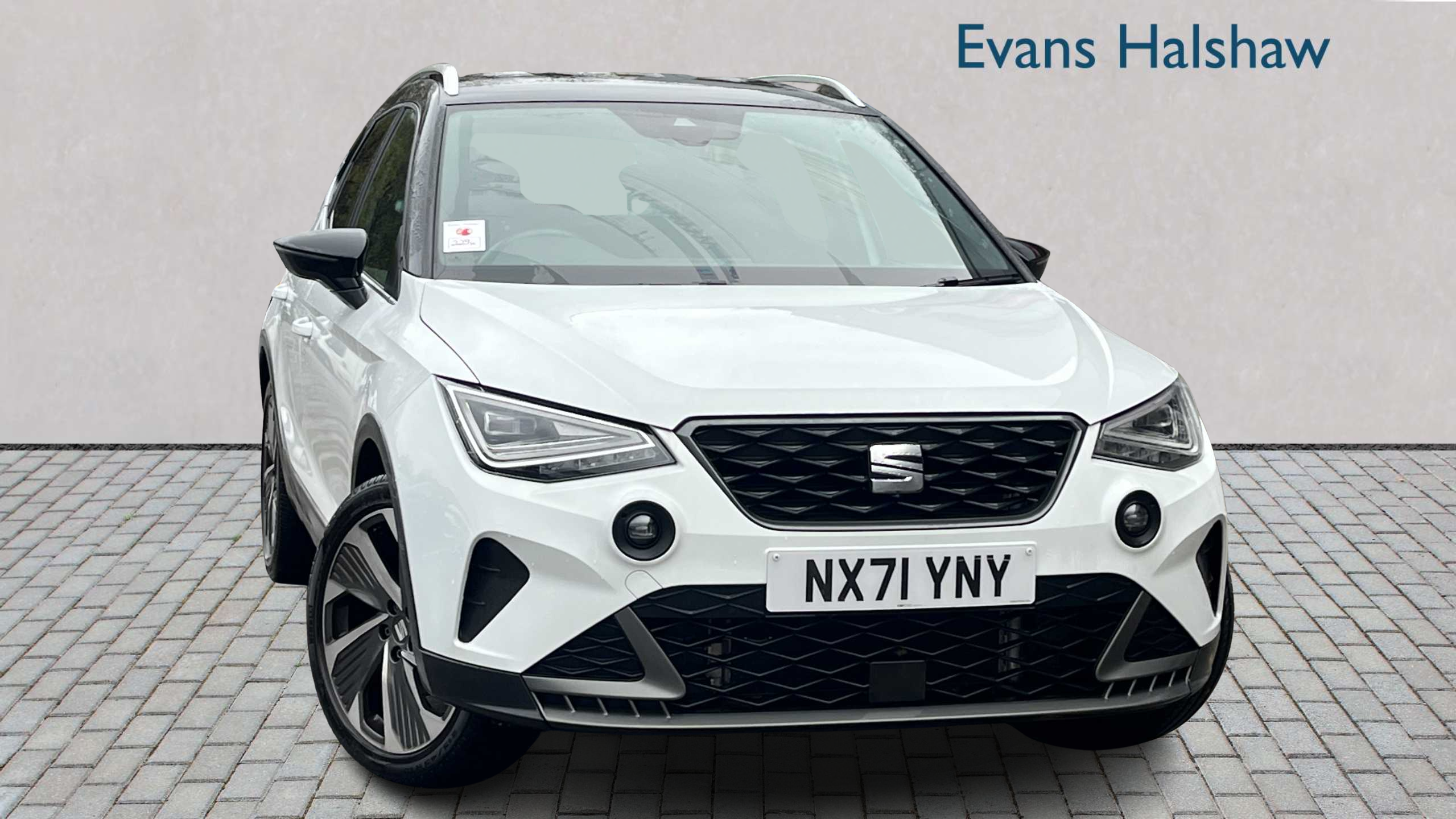 Main listing image - SEAT Arona