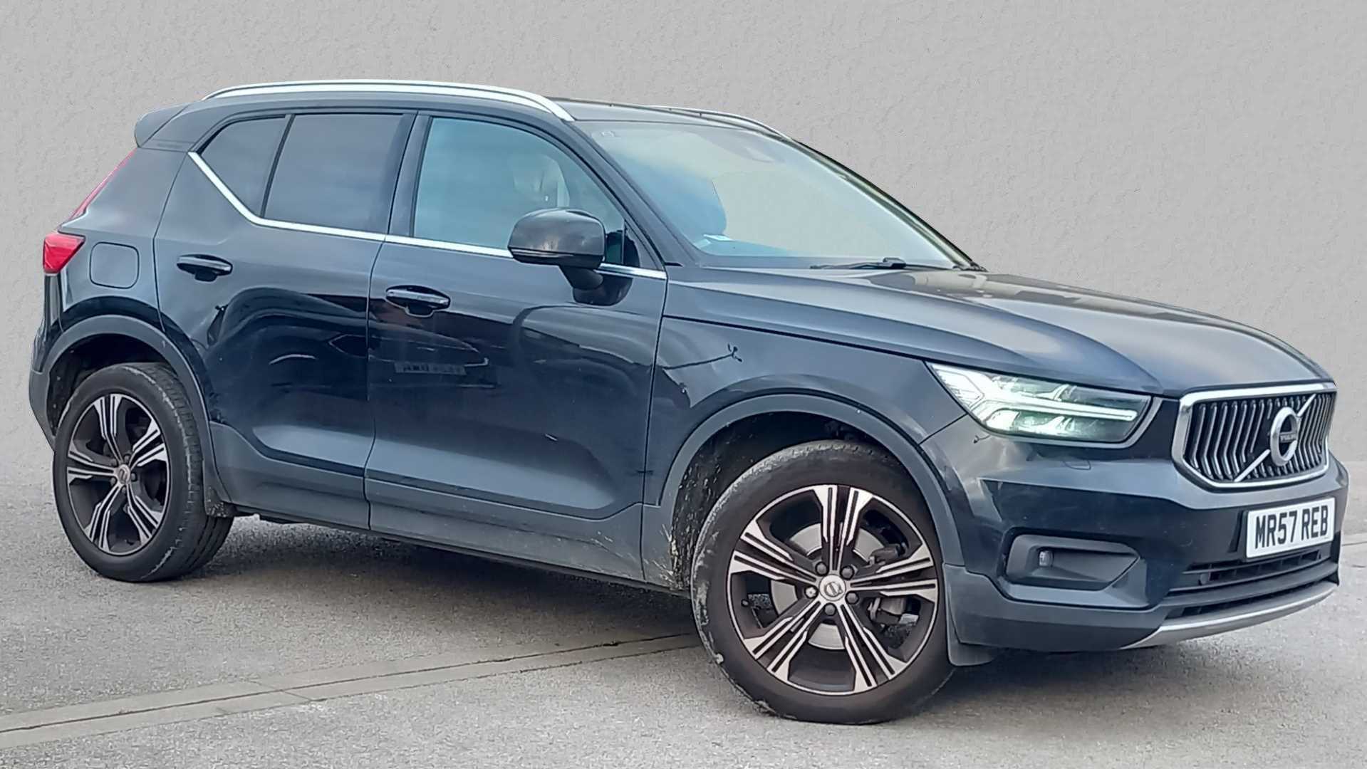 Main listing image - Volvo XC40