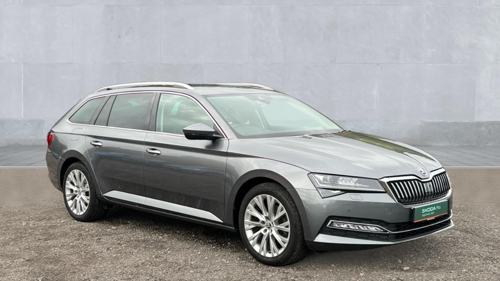 Main listing image - Skoda Superb Estate