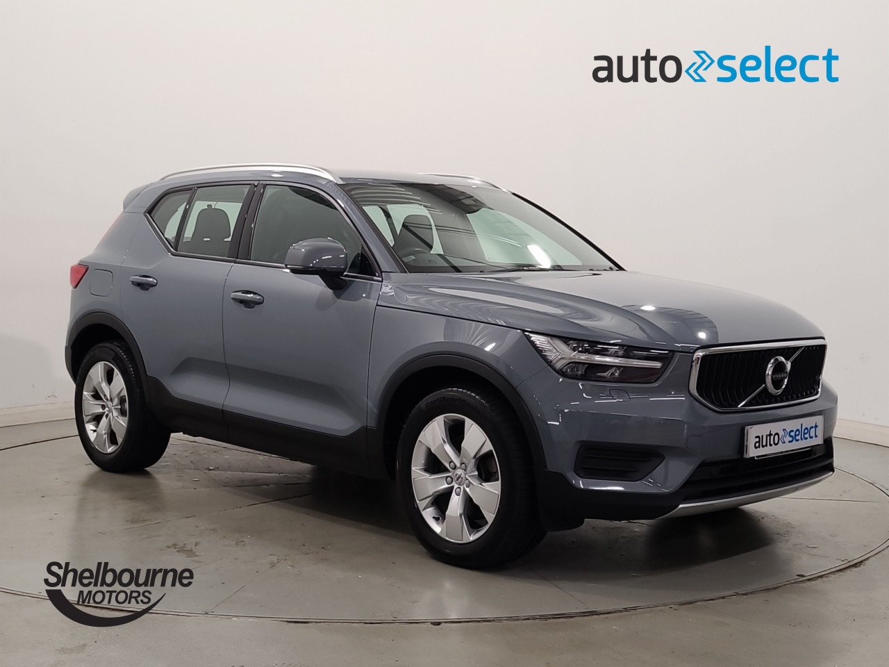 Main listing image - Volvo XC40