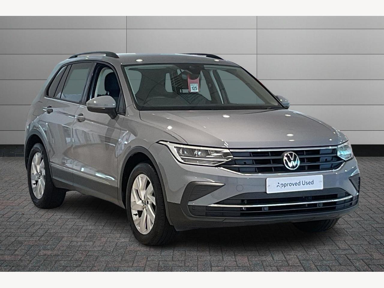 Main listing image - Volkswagen Tiguan