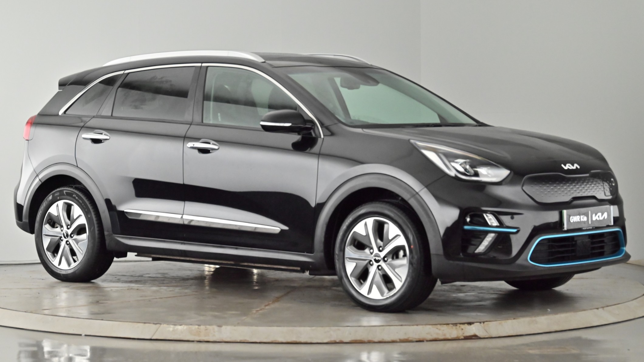 Main listing image - Kia e-Niro