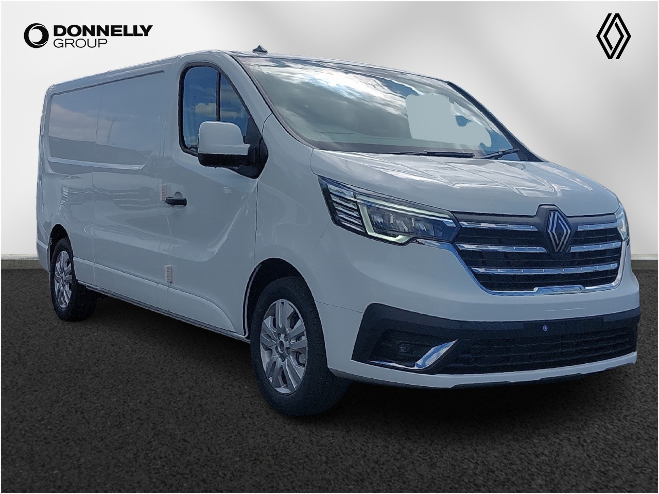 Main listing image - Renault Trafic
